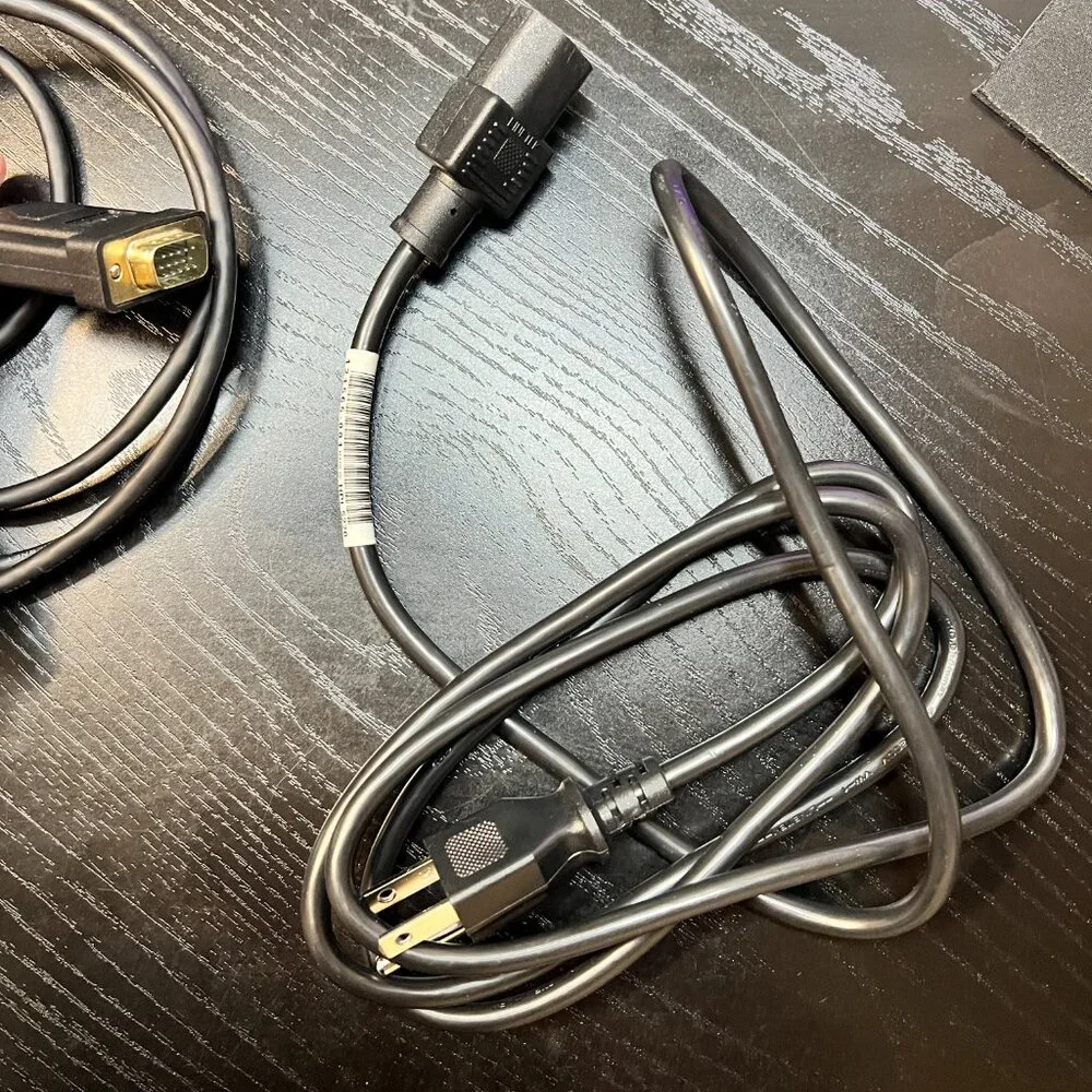 Lot of 2 DVI and 121565-001 HPI 5220 Power Cords for‎ Desktop Monitor